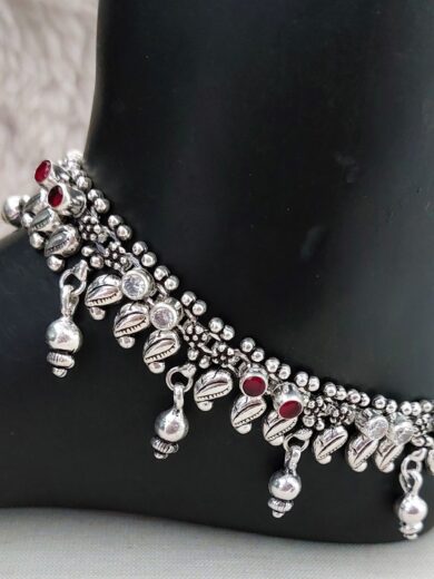 Silver Payal