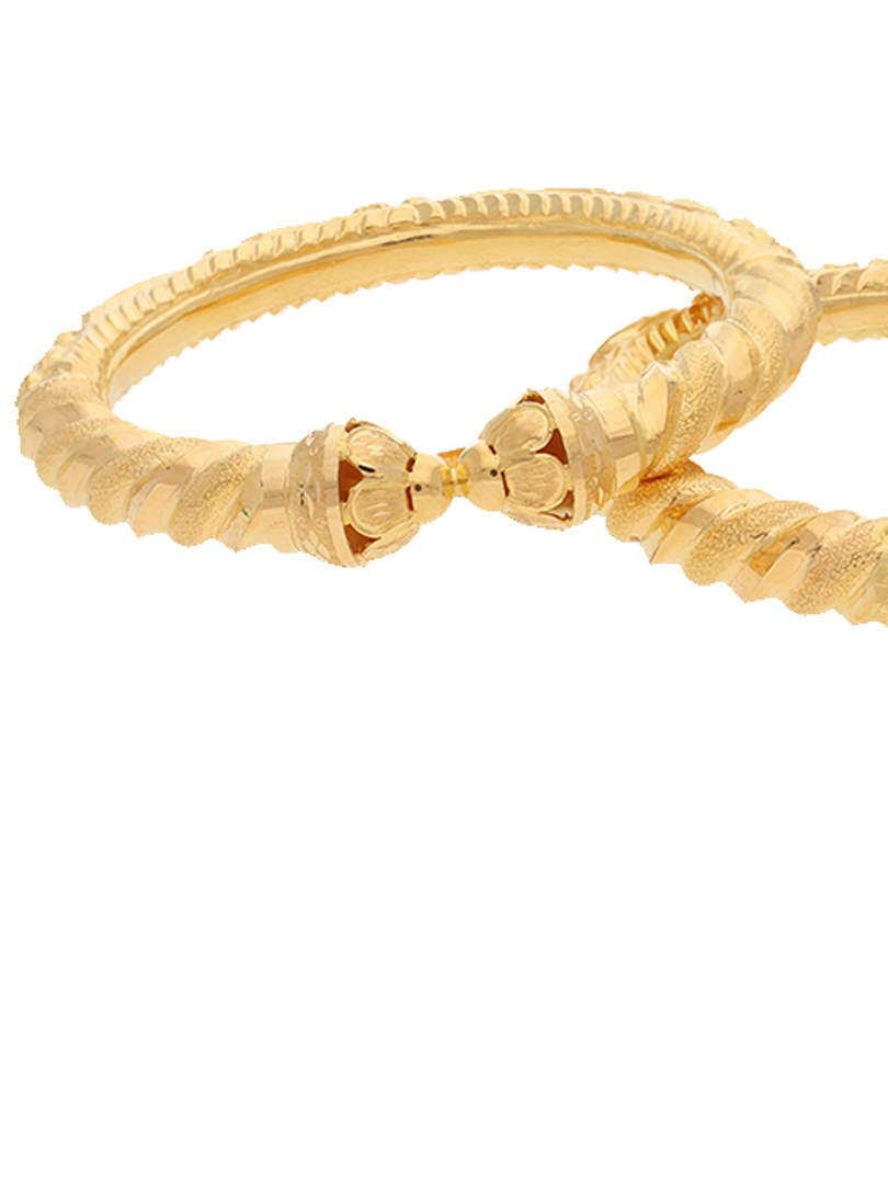 This pair of gold bangles in... - Senco Gold & Diamonds | Facebook