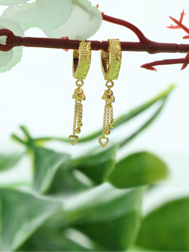 Pin by zeenat Ahmad on Jewelry design idea | Gold earrings models, Gold  bangles for women, Simple gold earrings