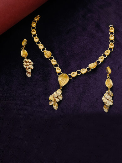 Dewdrop Dazzle Necklace