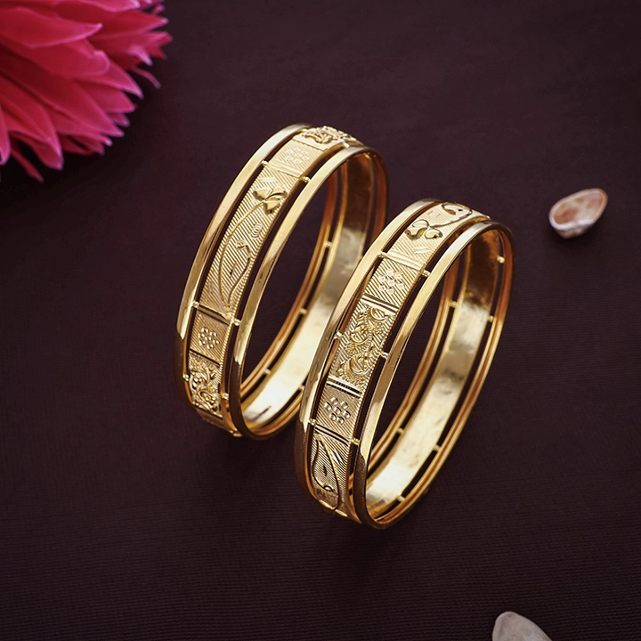 Paisley Motif 22K Gold Bangles Pair - BNG22705 S298 - Image 2