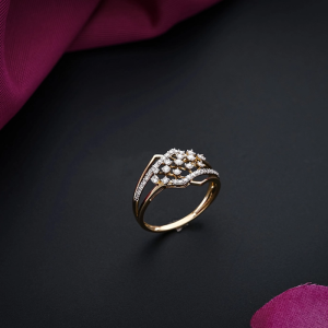 18K Gold Wavy Pavé Diamond Cluster Ring - DLRG3053S214