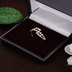 Moonbeam Halo Ring