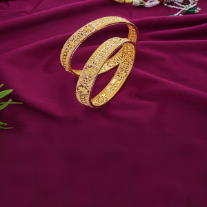 Ethnic Gold bangles-1060008999107AA S372