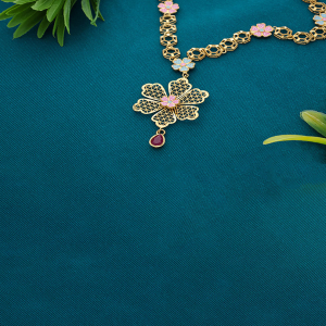 Blooming Aura Contempory Necklace