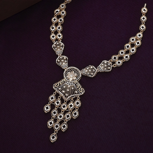 Regal Jali Filigree Fan Gold Necklace with Tiered Drops - NCKSS31949S364