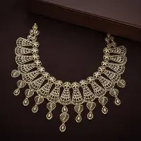 Filigree Heritage Bridal Gold Necklace - NKSL6389 S364