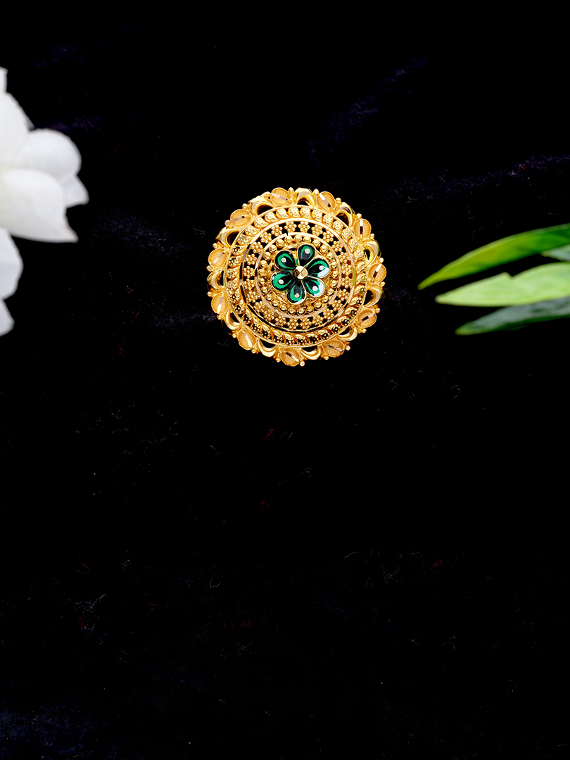 Regal Gold Crest Ring