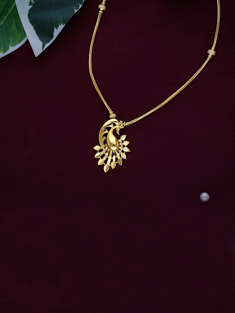 Feathered Elegance Chain