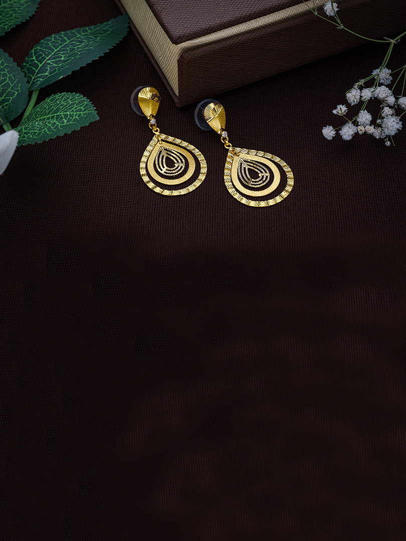 Luminous Lace Earing