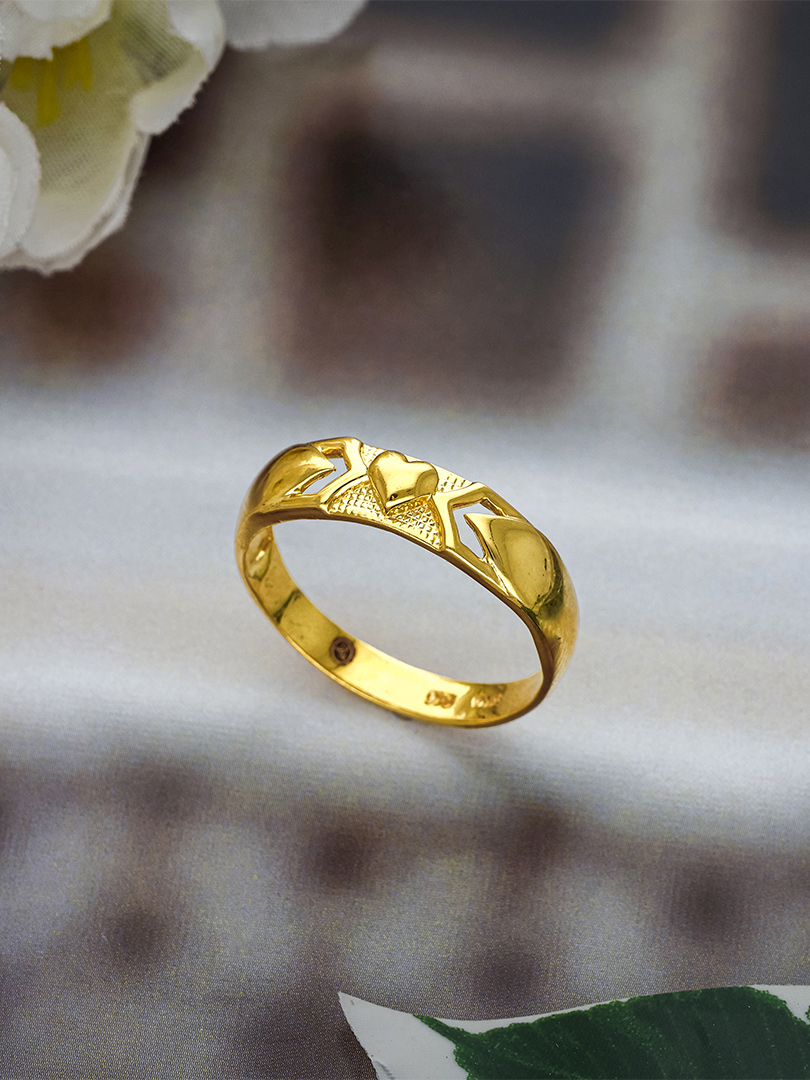 Chhala: Heart Motif Gold Band - RNCL0509 S358