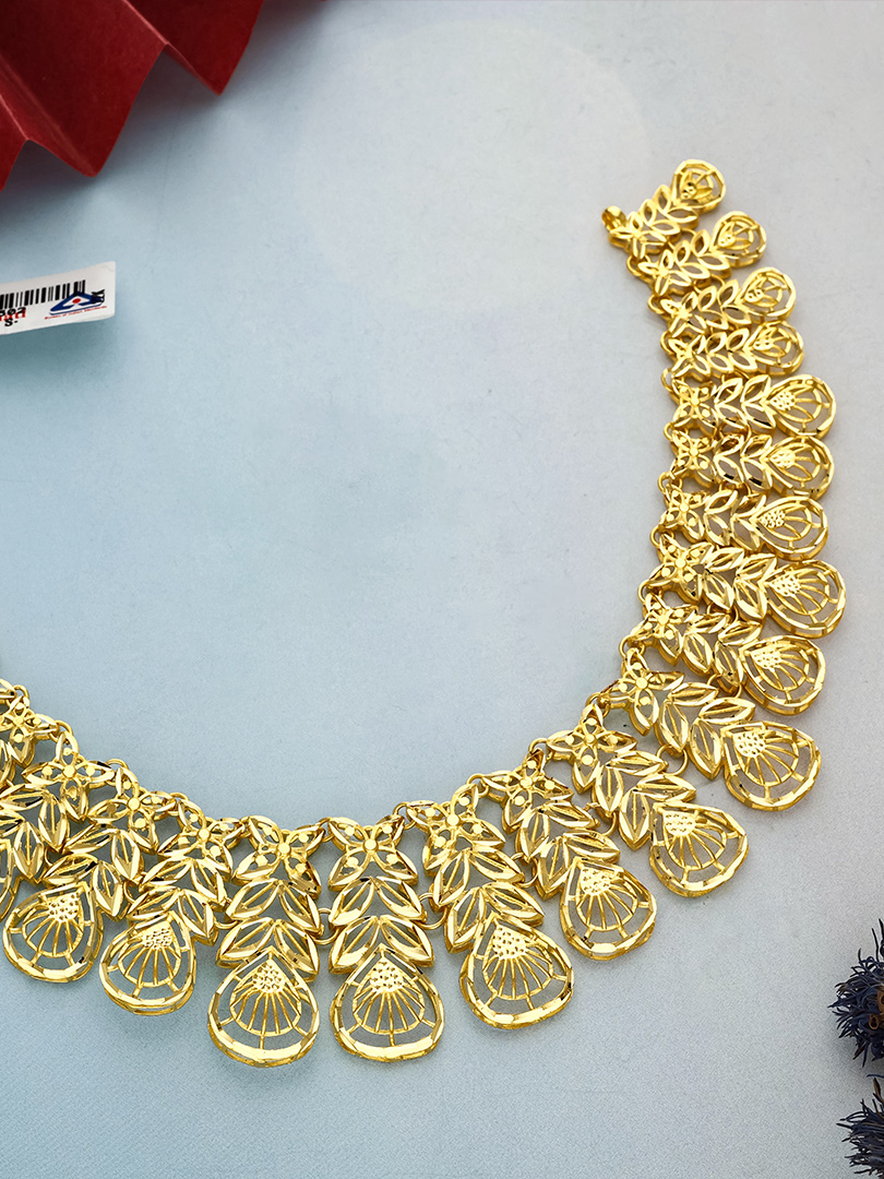 Leaf Cascade Teardrop Filigree Gold Necklace - NKSL4502 S364